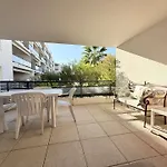 T3 L'eden- Piscine- Clim- Commerces شقة لو لا فاندو