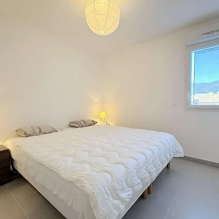 T3 L'eden- Piscine- Clim- Commerces Διαμέρισμα *